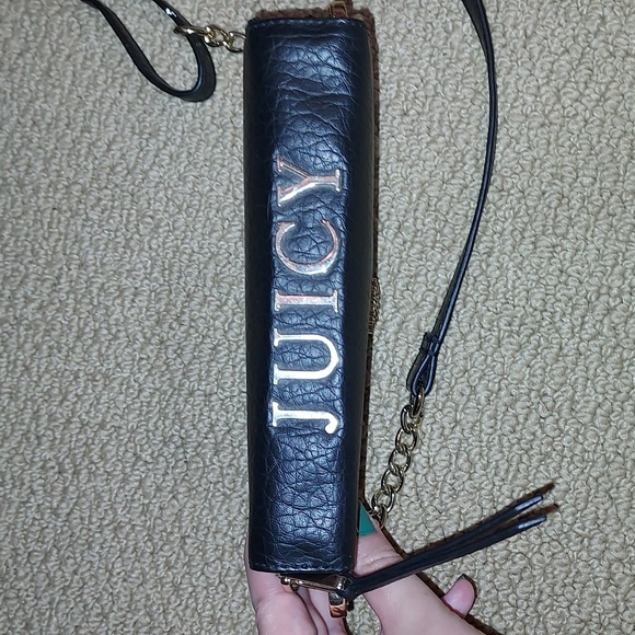 Juicy Couture Crossbody Bag - Picture 6 of 6